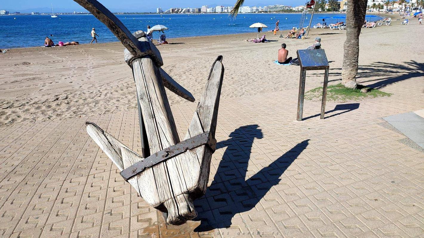54 - Rosas - Paseo Maritime et Plage Nova.jpg